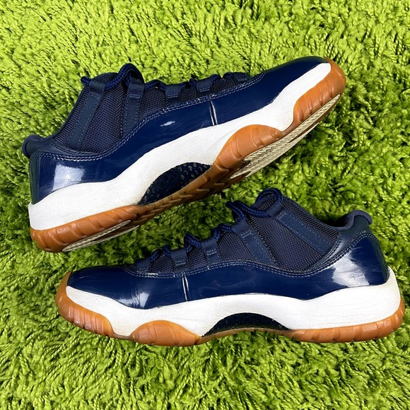Nike Air Jordan 11 Low Retro Navy Gum Mens Size 8.5 2016 XI 528895- 105 A404 main image 7